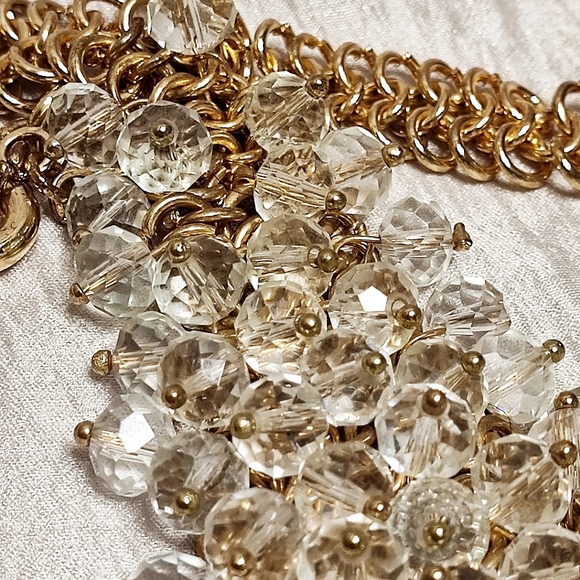 Clear Crystal Glass Faceted Beads Gold Tone Statement Bib Style Necklace - Picture 7 of 14